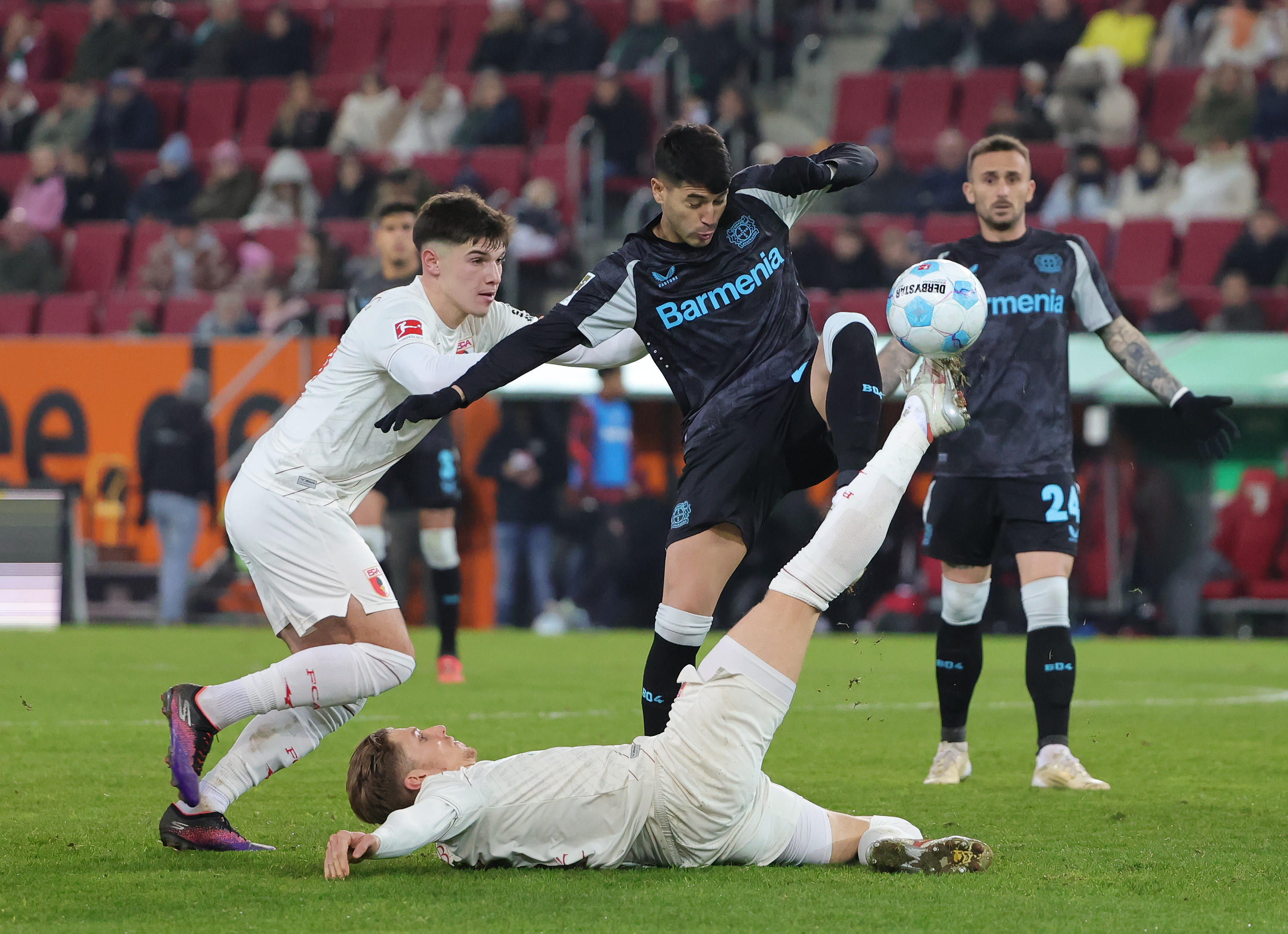 开云体育中国-欧洲篮球联赛战况激烈，劲旅交锋精彩纷呈