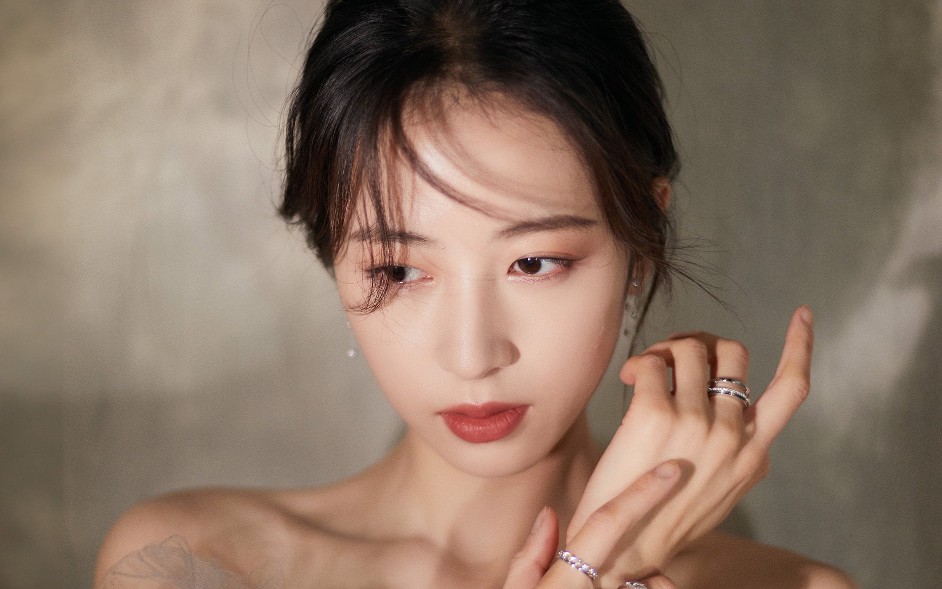 双重奏鸣，巴萨战术完胜与黄喜灿的爆裂数据