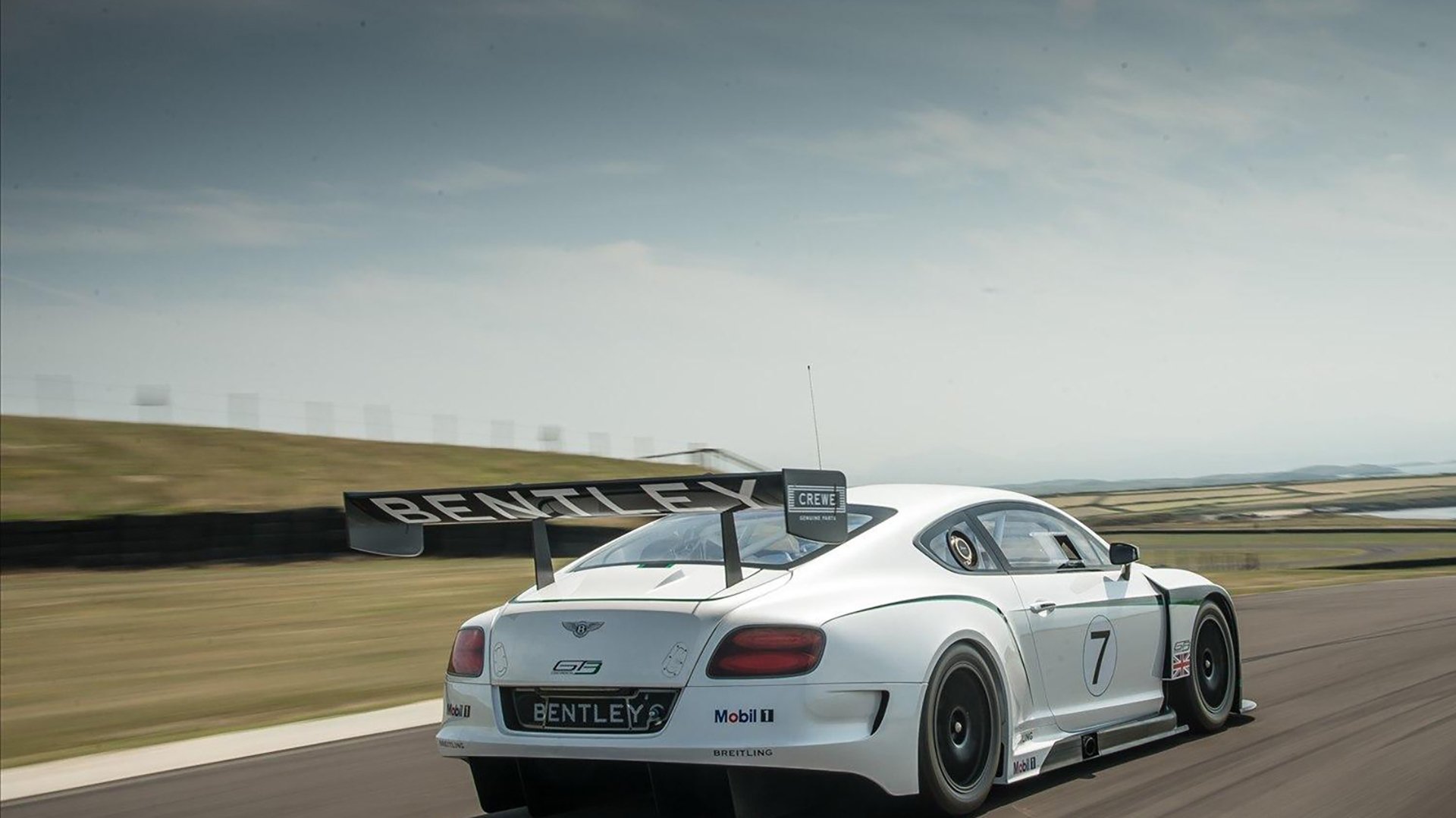 黑马奔腾！几内亚掀翻非洲航母，帕尔默一锤定音铸就经典