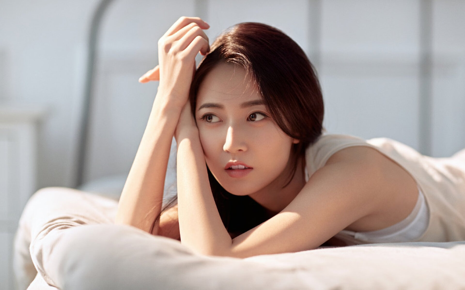 跨界体育传奇,突尼斯铁血防守锁死威尔士,萨拉赫在F1揭幕战以速度统治赛道